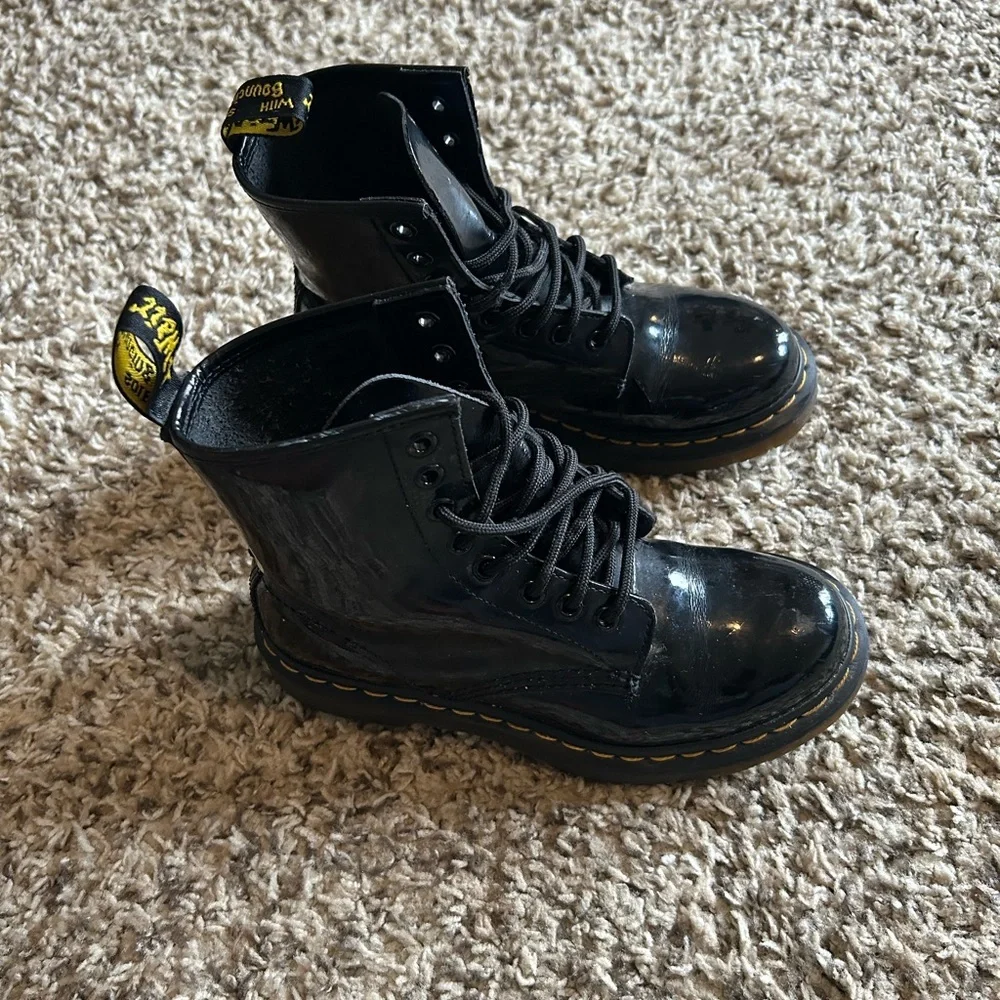 Dr. Martens style front